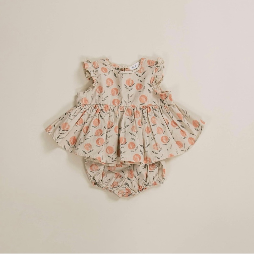 Rylee and cru peaches set